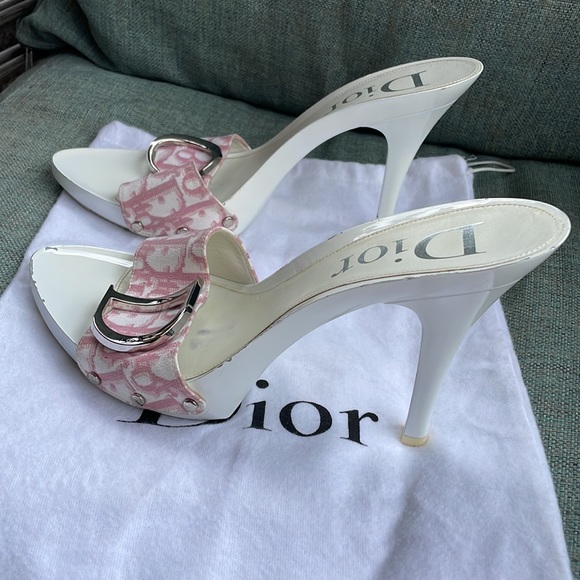 Y2k pink Christian Dior monogram heels - Picture 7 of 14